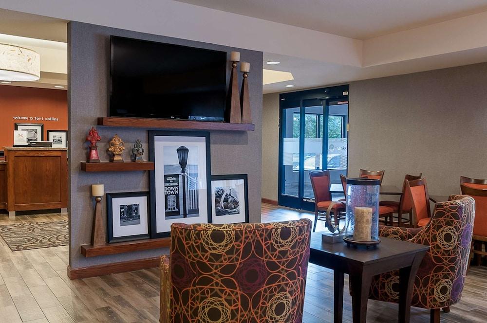 Hampton Inn Форт Коллинс Экстерьер фото