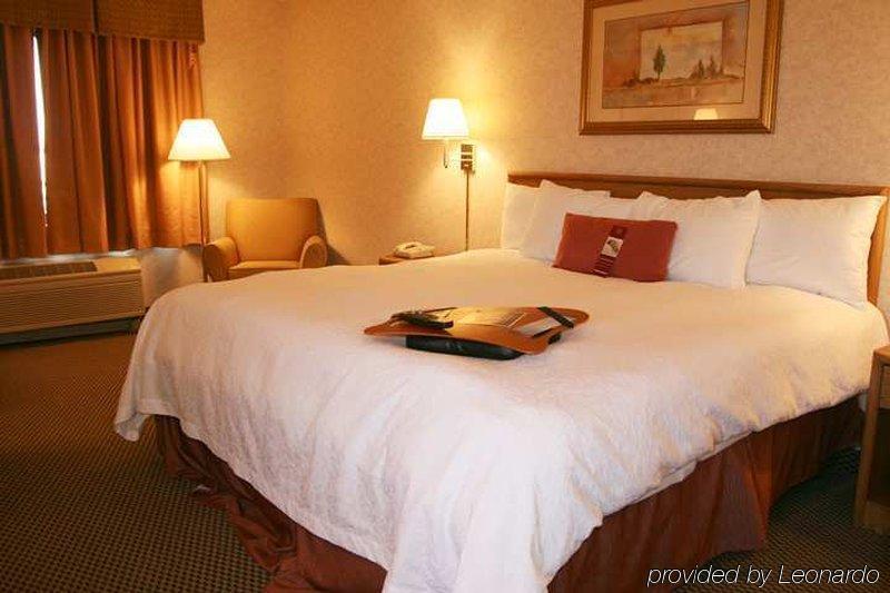 Hampton Inn Форт Коллинс Номер фото